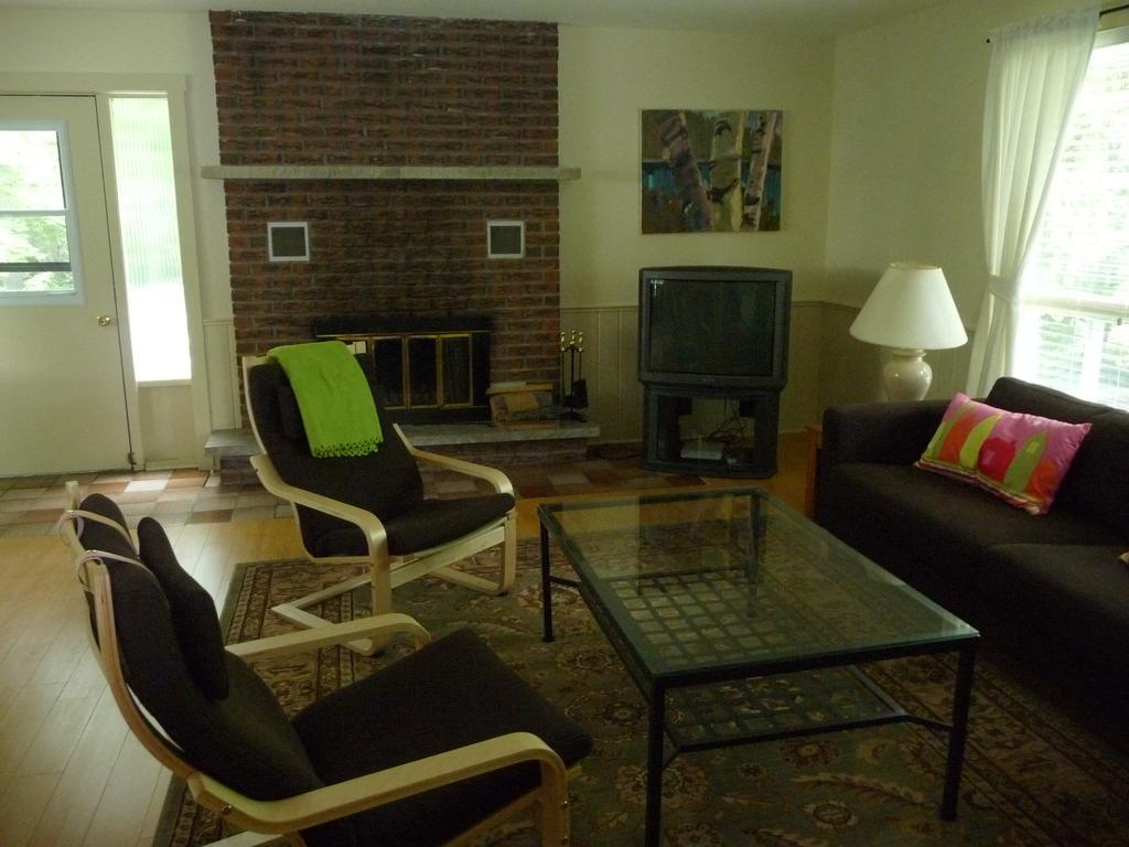 Birch Cliff Lodge On Baptiste Lake Highland Grove Quarto foto