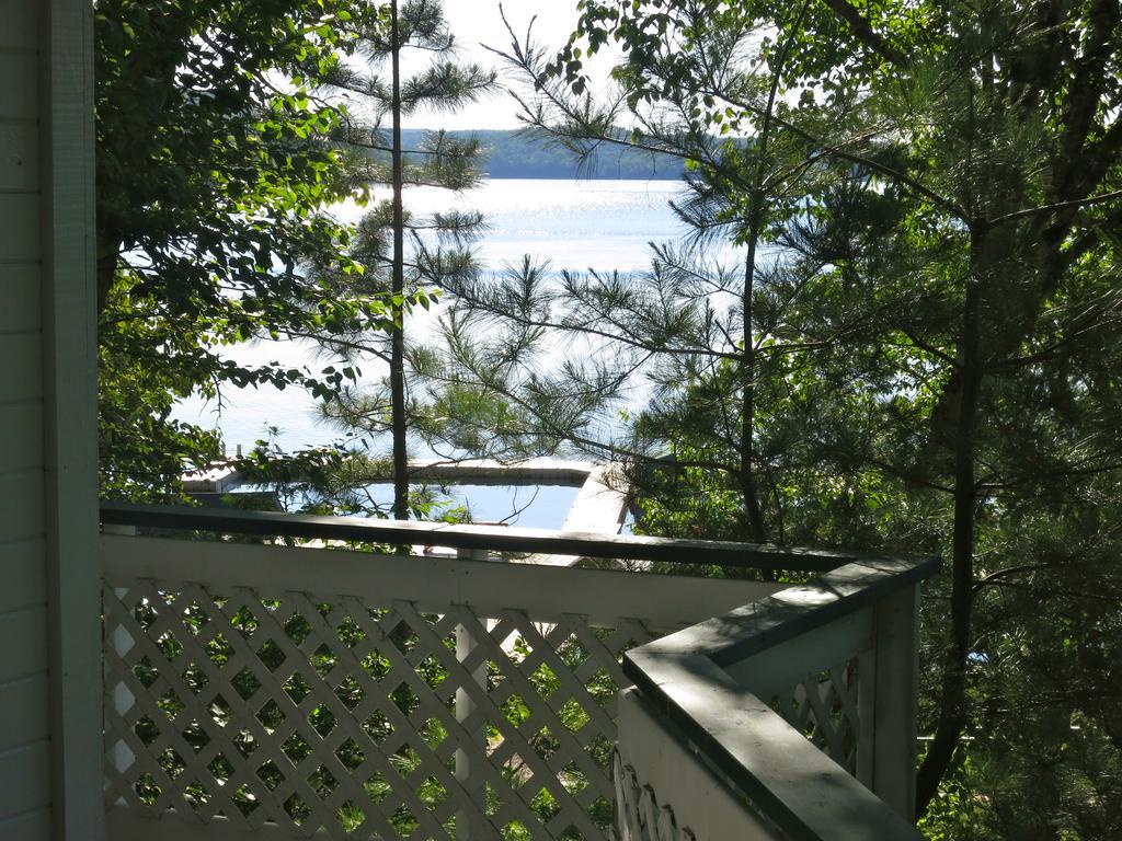 Birch Cliff Lodge On Baptiste Lake Highland Grove Exterior foto